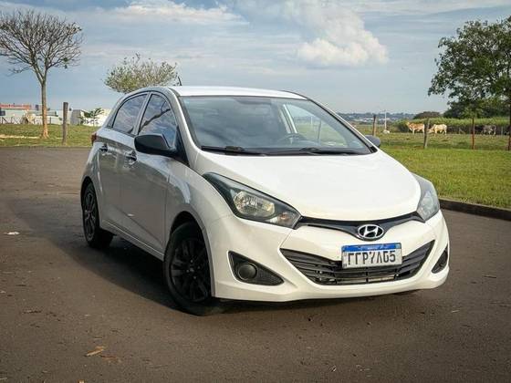 HYUNDAI HB20 1.0 COMFORT 12V FLEX 4P MANUAL